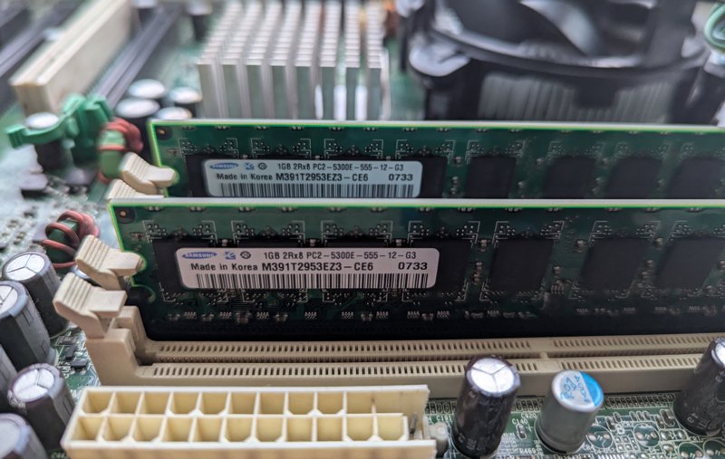 Kit vintage format din ram, procesor si placa de baza 775 - Image 2