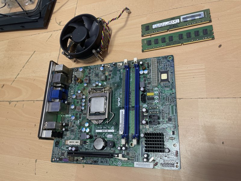 Placa de bază Acer H61H2-AD