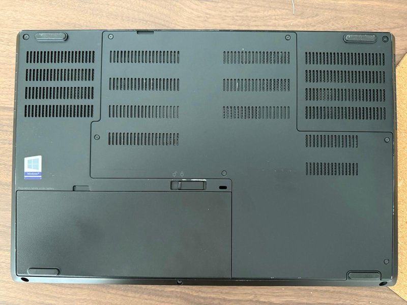 Lenovo P52, intel i7,32GB RAM, 1TB NVME, Nvidia P1000 - Image 3
