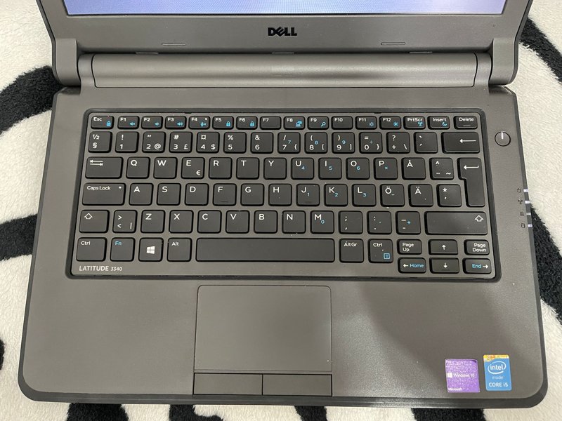 Laptop Dell 3340 Refurbished, i5-4210U, 8GB RAM, 256GB SSD, 13.3", Windows 10 Pro - Image 1