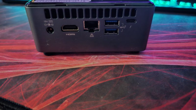 Mini PC Intel NUC8 i5-8259U - Image 2