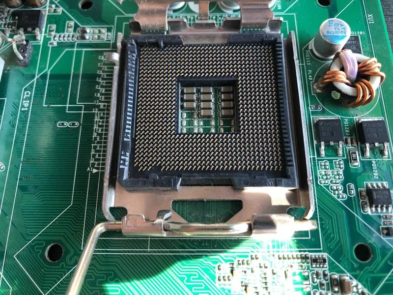 Placa de baza - Intel D945GCNL Socket 775 + Shield