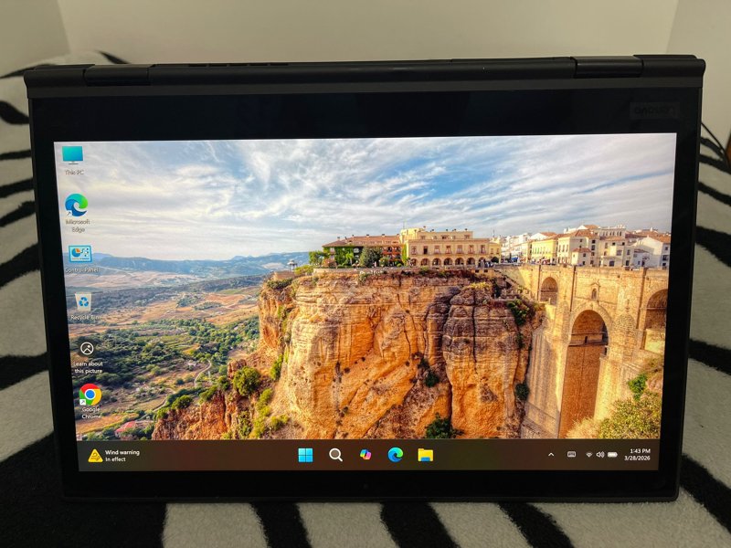 Lenovo X1 Yoga Gen 3 - i5 Gen 8, 16GB RAM, 256GB SSD, Touchscreen 2-in-1 - Image 9