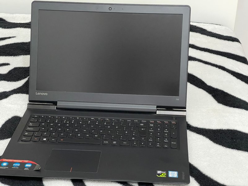 Laptop Lenovo – Intel i7, 2x SSD 256, 16 GB RAM,4GB Video, Windows 11