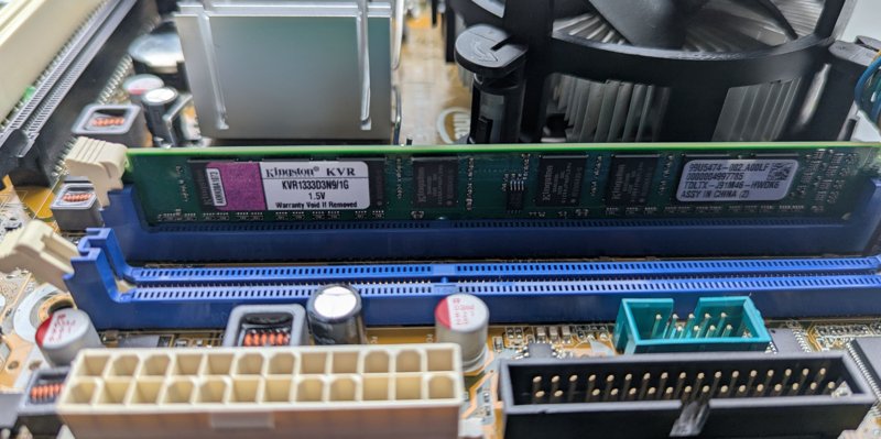 2 Kituri vintage formate din ram, procesor si placi de baza 775 - Image 6