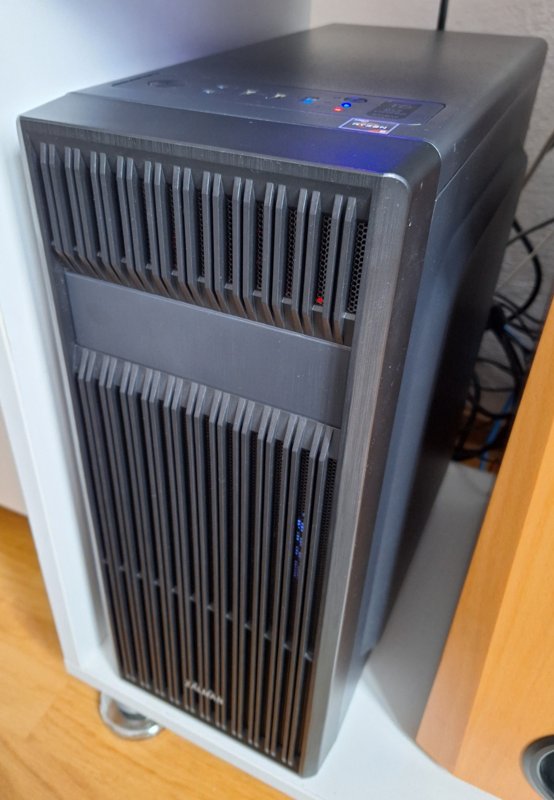 Unitate Pc folosit office - Asus Prime b450m-k, Ryzen 5 3600, Corsair 16gb DDR4 - Thumbnail 4