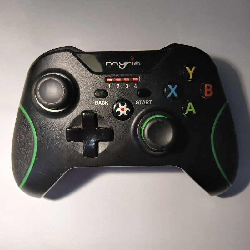 Controller Myria Multi-Platform (Xbox, PS3, PS4, Nintendo Switch, PC) - Thumbnail 1
