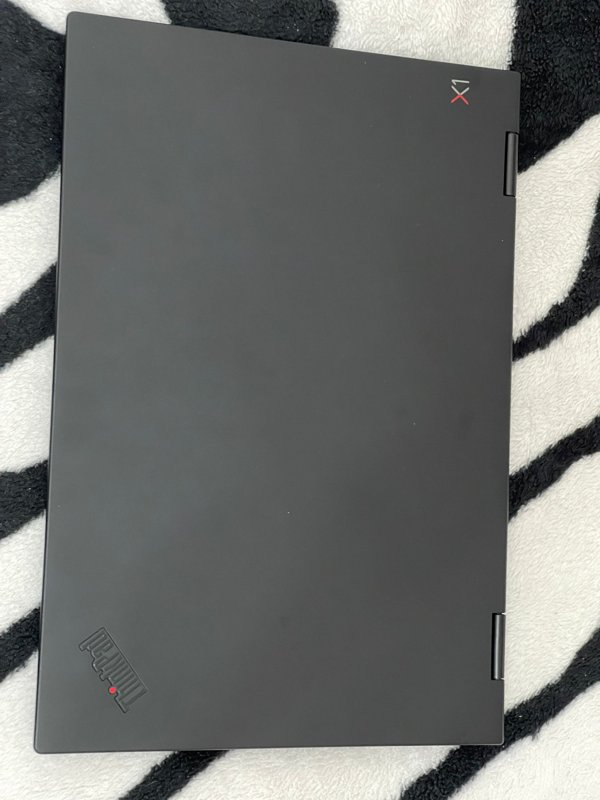 Lenovo X1 Yoga Gen 3 - i5 Gen 8, 16GB RAM, 256GB SSD, Touchscreen 2-in-1 - Image 10