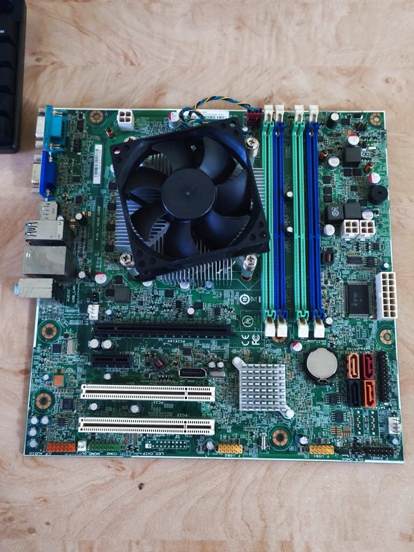 Kit Intel Xeon E3-1230 (i7-2600 level) + Lenovo M82 + Option 8GB RAM