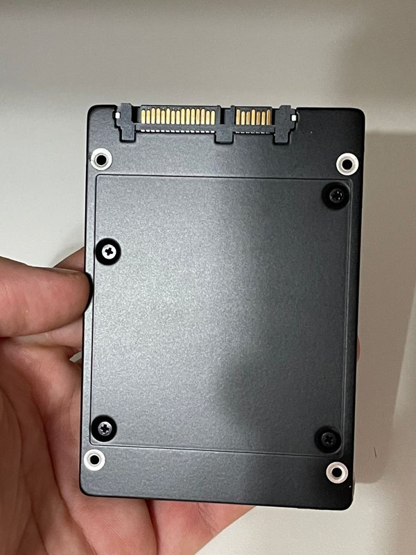 SSD SanDisk 128GB, 2.5 inch, SATA-III - Upgrade-ul perfect pentru PC-ul tău! - Thumbnail 2